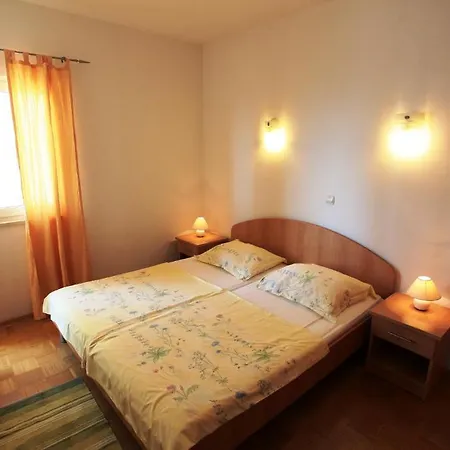 Akmadzic Apartamento Makarska
