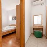 Апартаменти Akmadzic *
