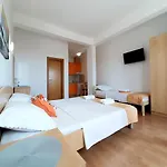 Apartment Akmadzic