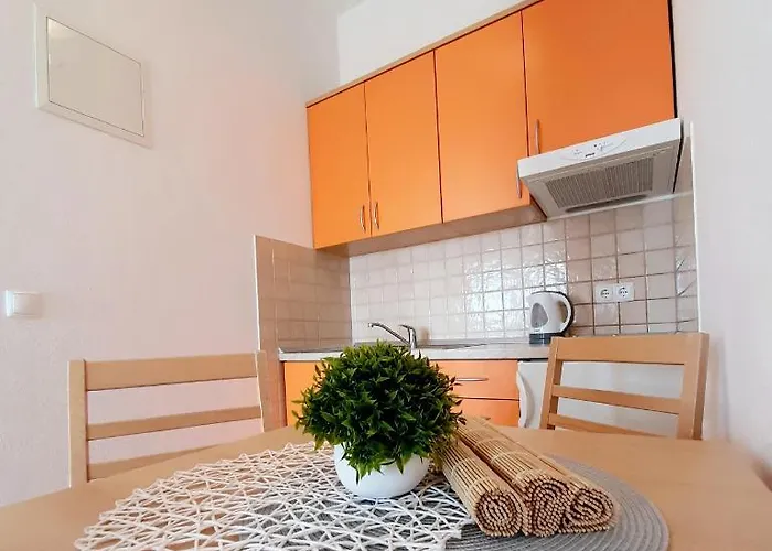 Akmadzic Apartment Makarska