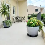 Akmadzic Appartement