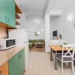 Akmadzic Appartement Makarska